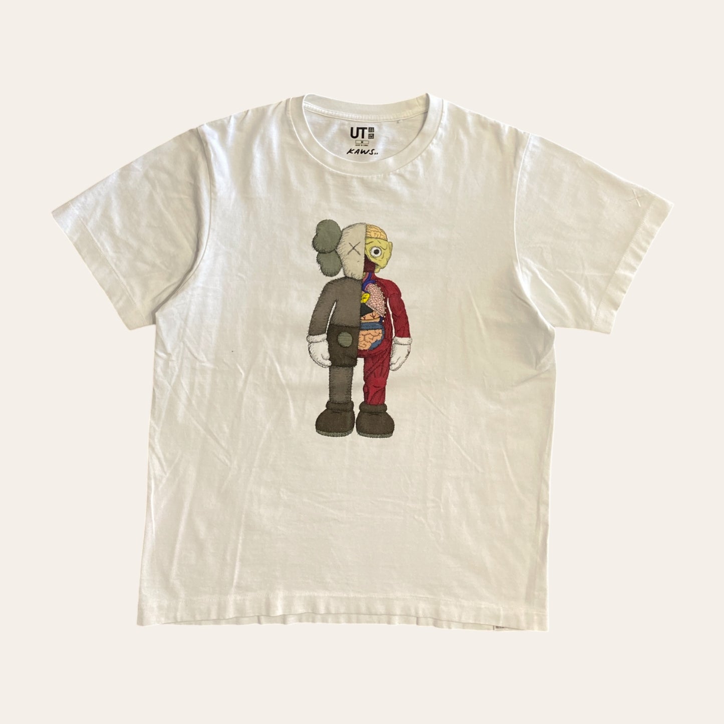 Kaws x Uniqlo Tee Size M