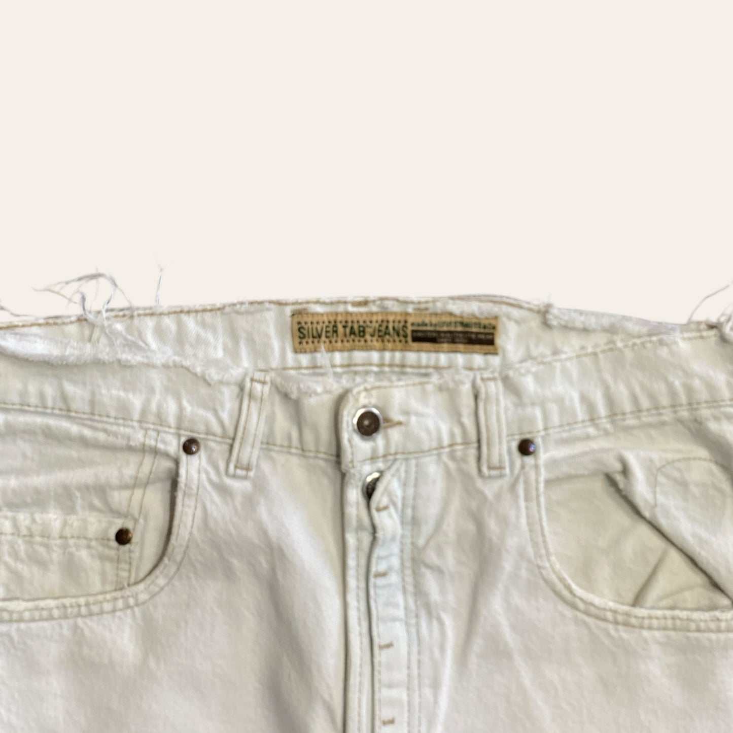 Vintage Levis Silver Tab Jeans White Size 33"