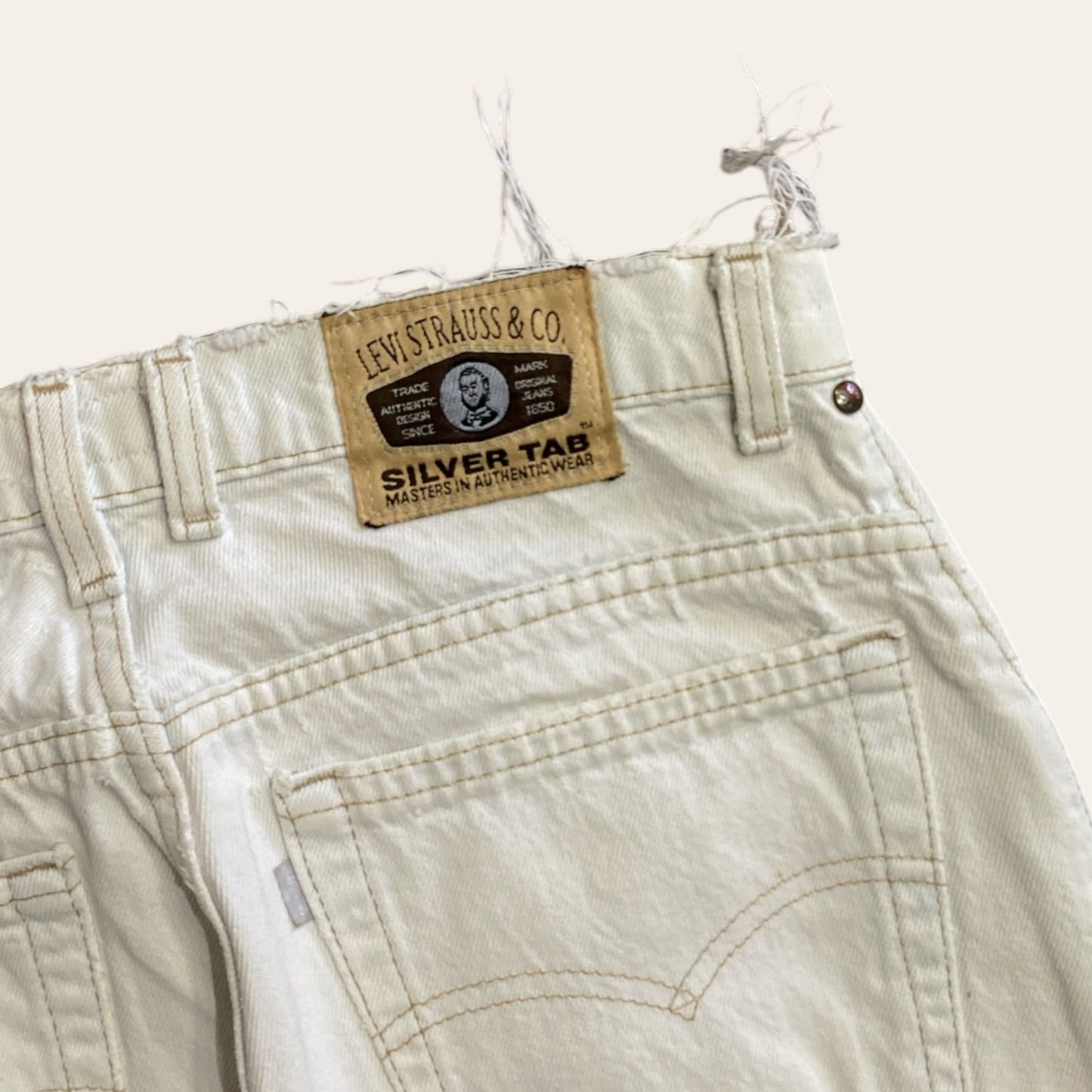 Vintage Levis Silver Tab Jeans White Size 33"