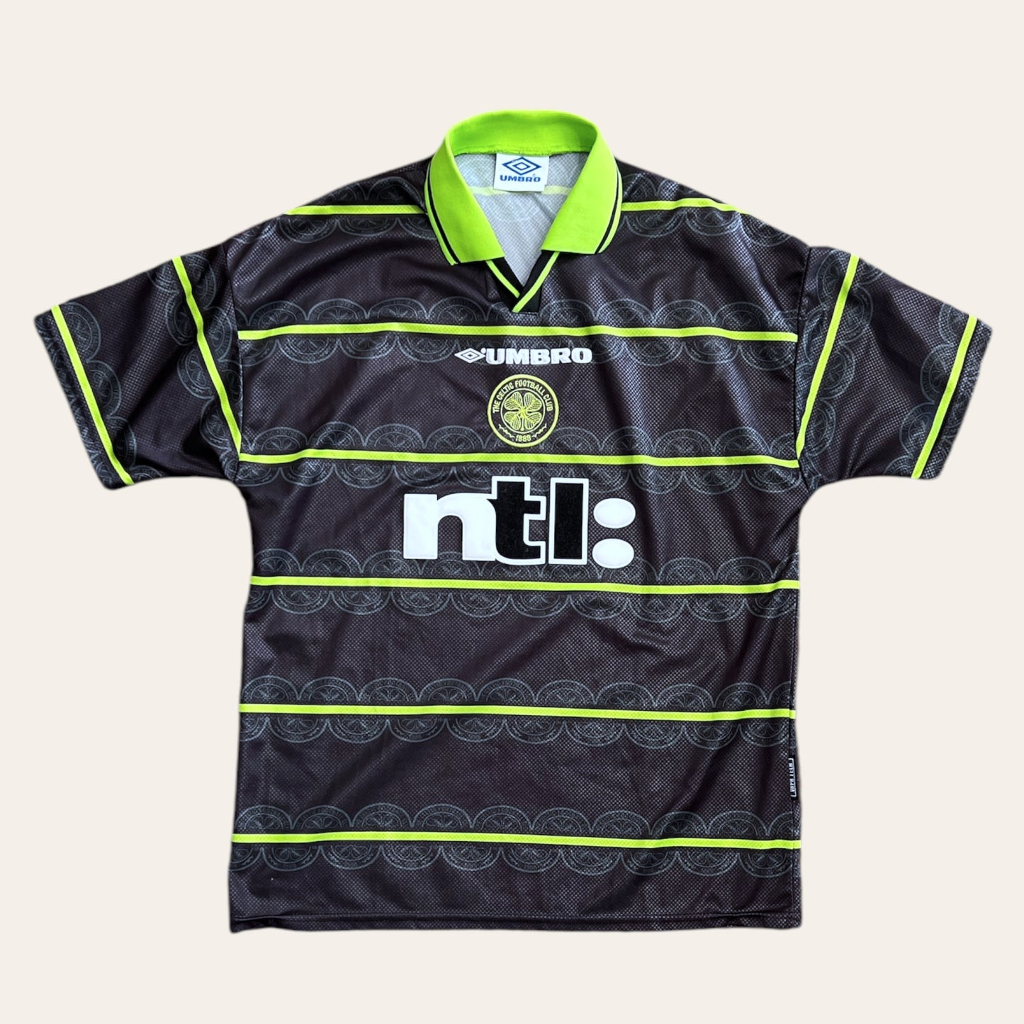 99' Umbro Celtics Away Kit Size L