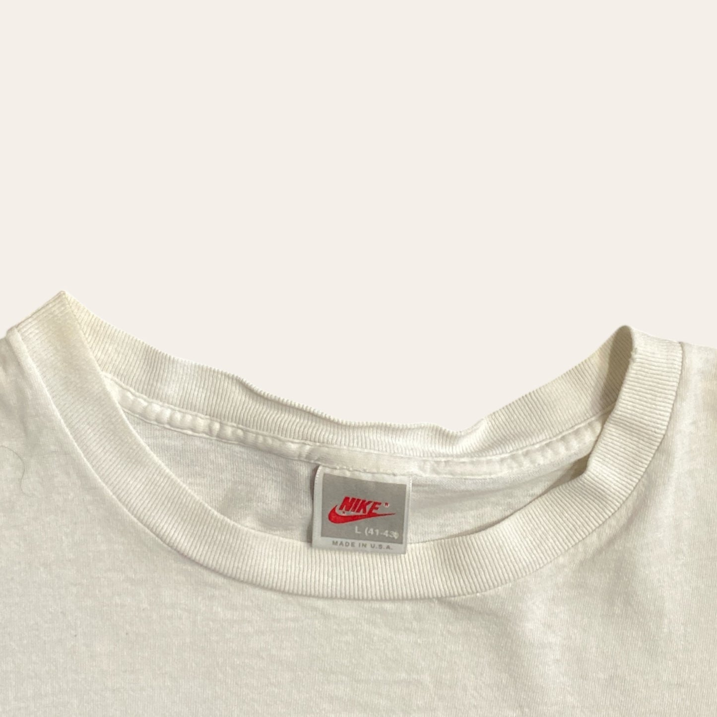 90s Nike 'Kick Butt' Tee Size Youth L