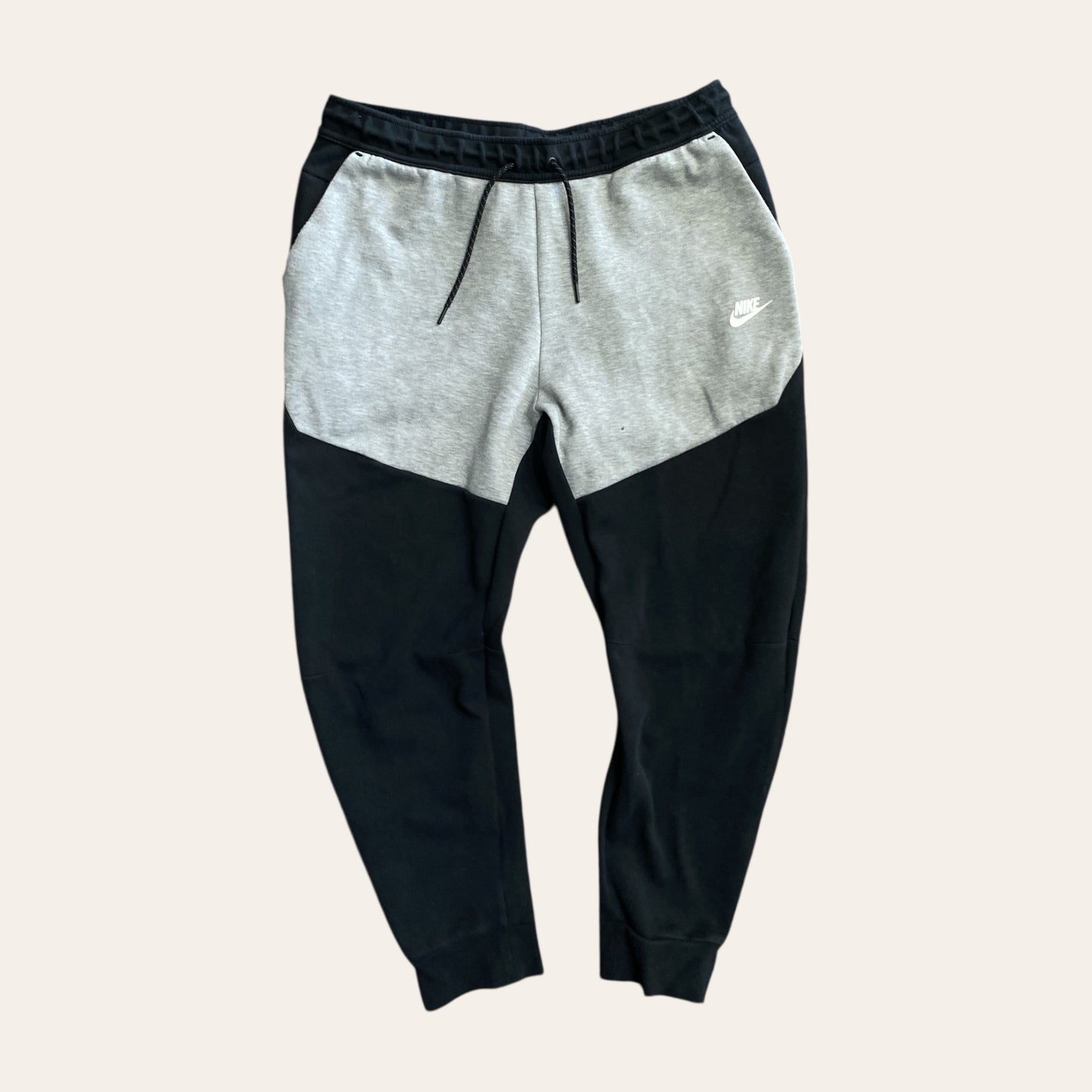 Nike Tech Sweatpants Grey/Black Size XL