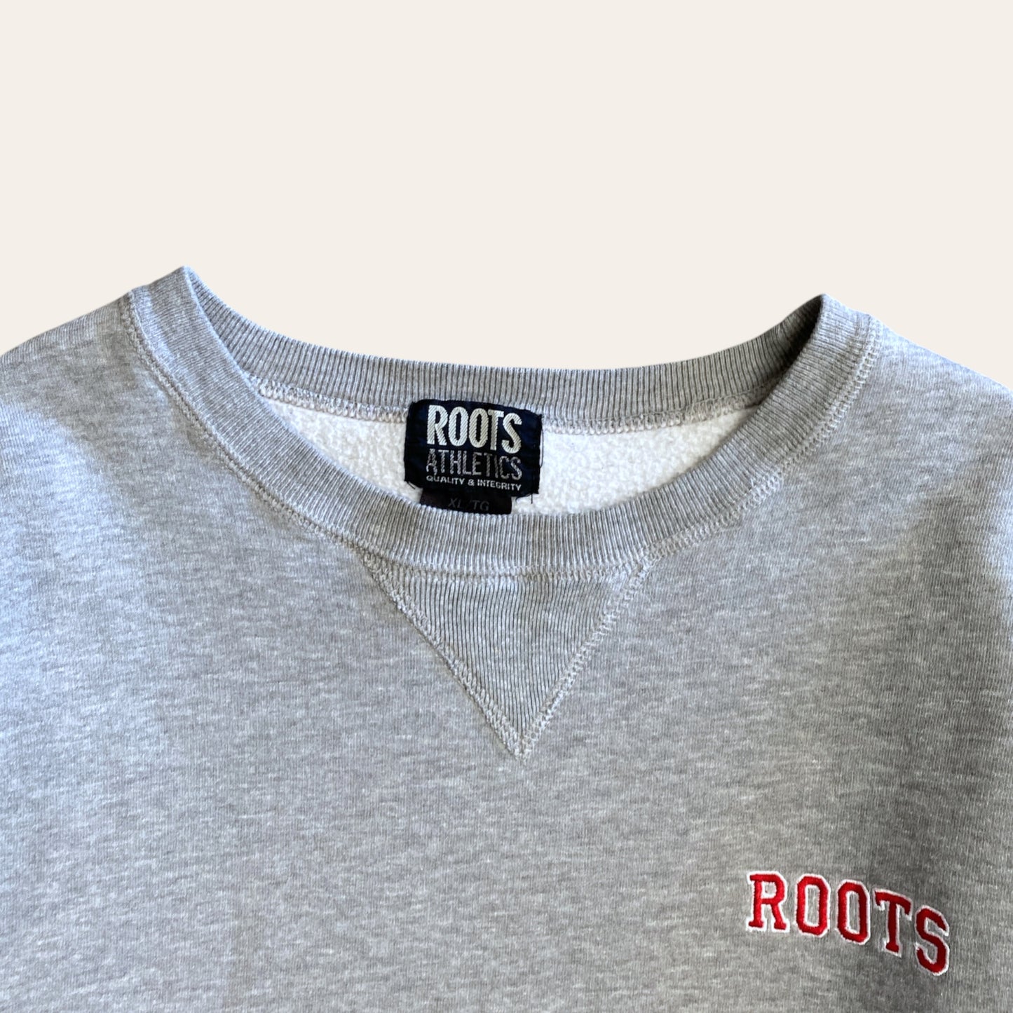 00s Roots Sweatshirt Size XL