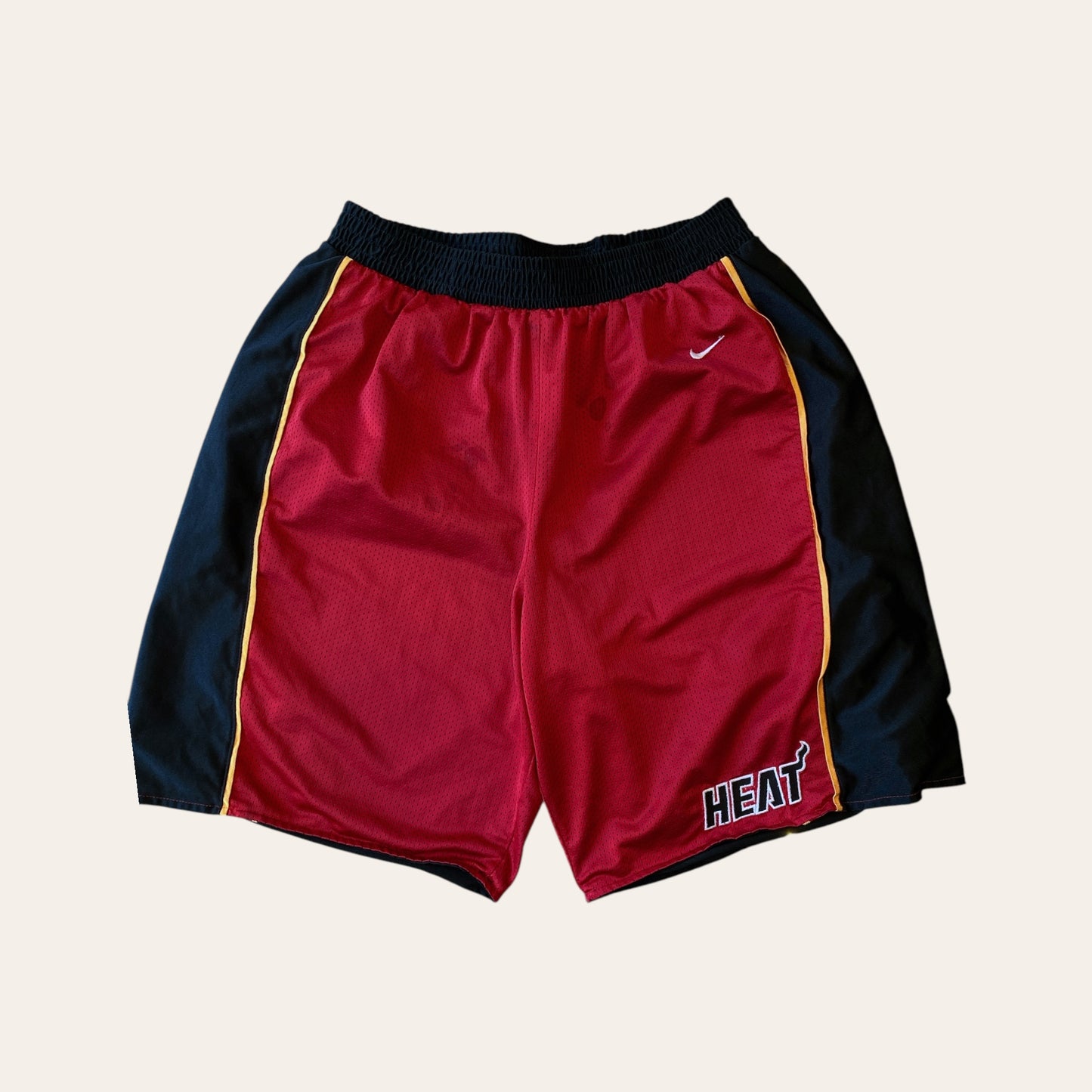 90s Nike Miami Heat Reversible Shorts Size XL