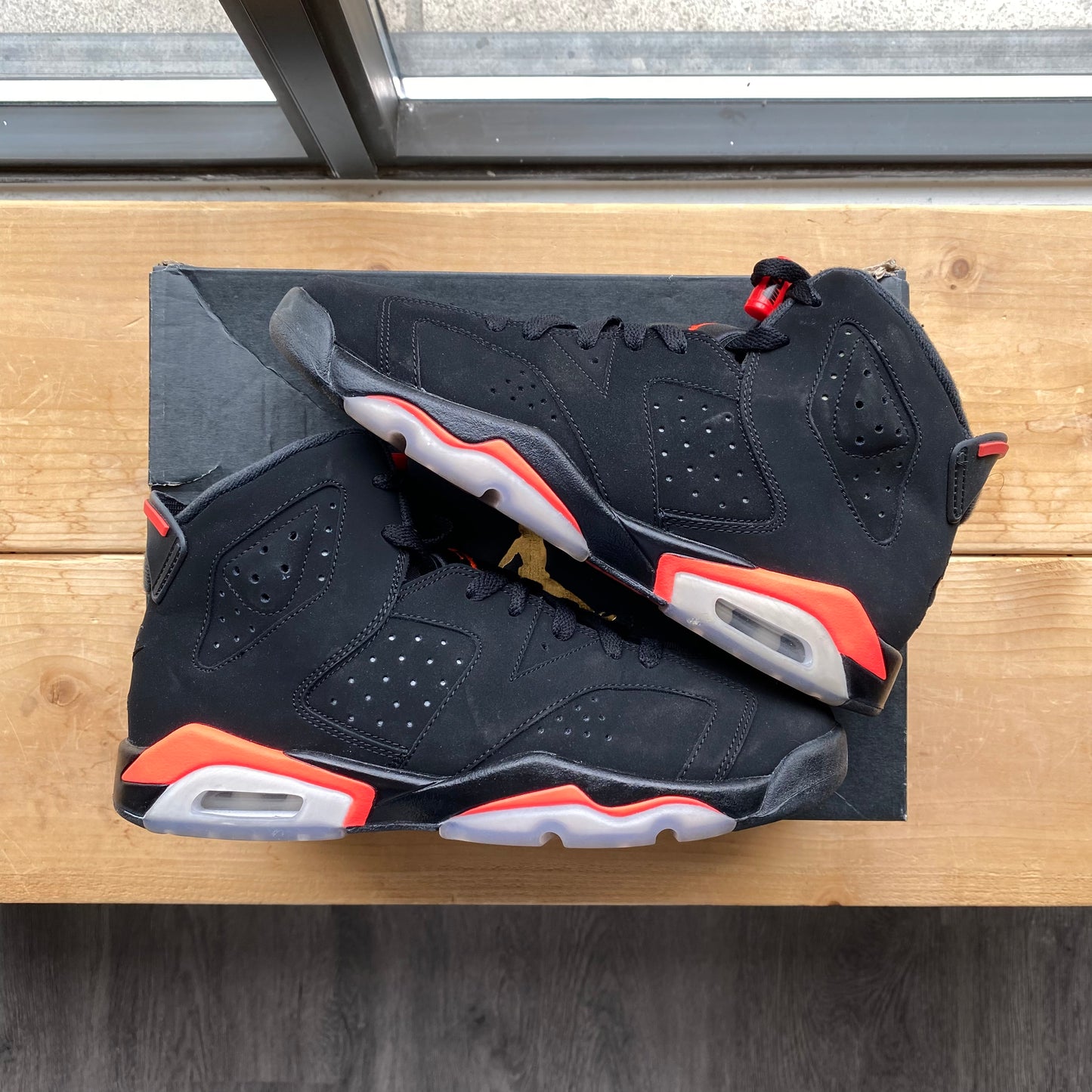Air Jordan 6 "Infrared" Size 7Y