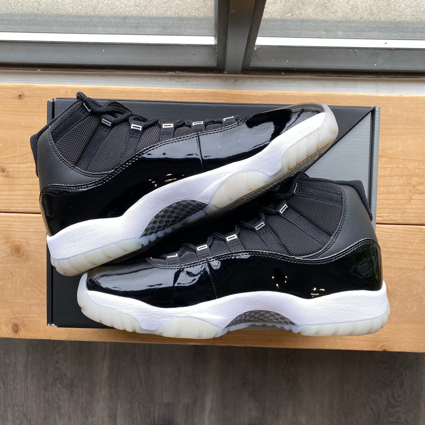 Air Jordan 11 "Jubilee" Size 10.5