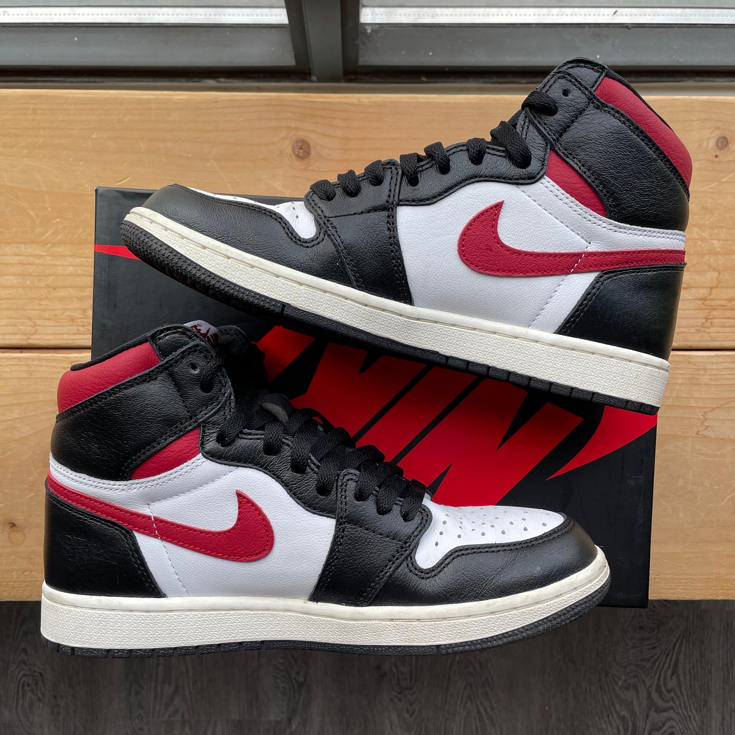 Air Jordan 1 High "Gym Red" Size 8
