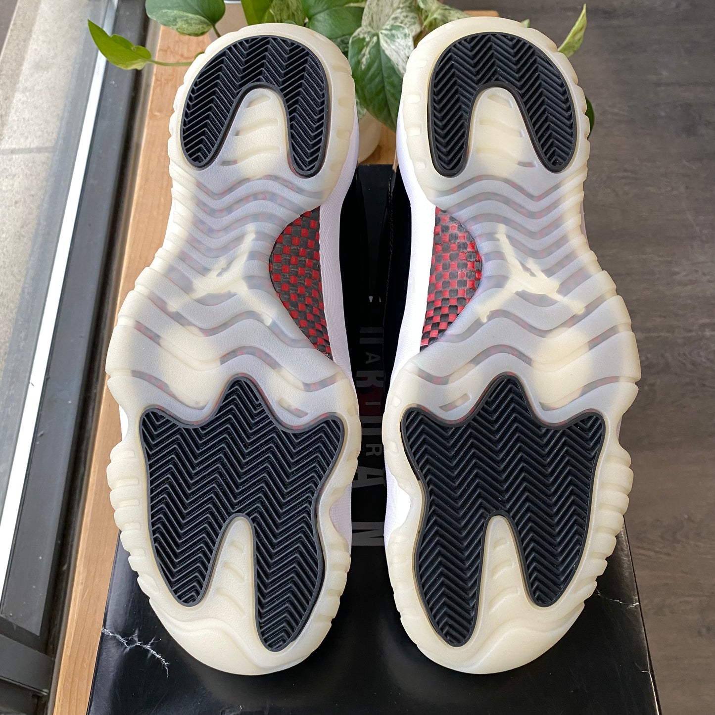 Brand New Air Jordan 11 Low "72-10"