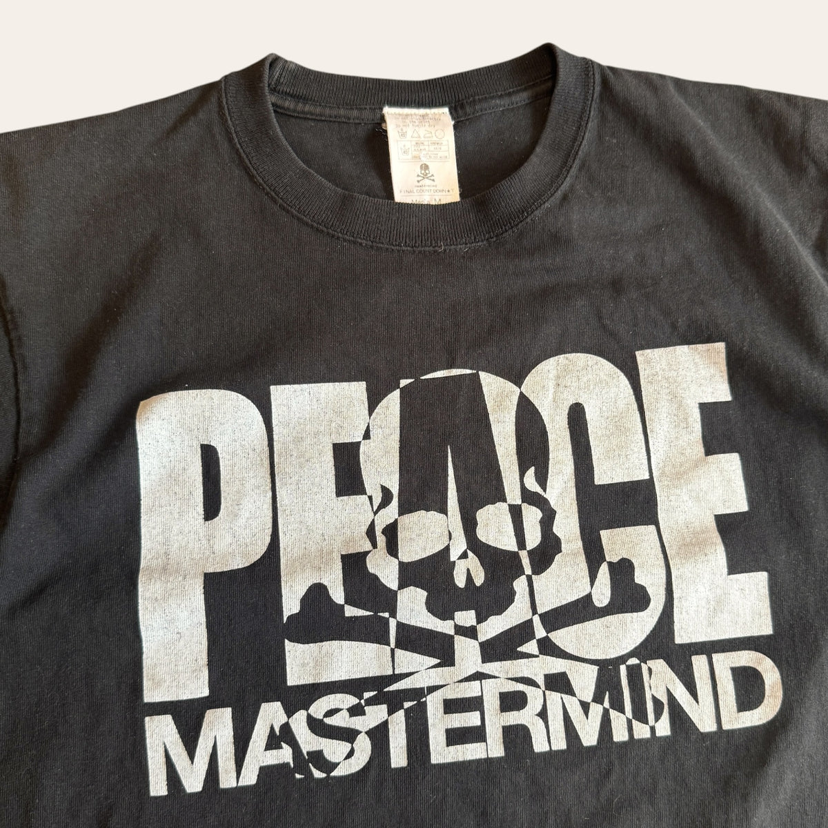 Mastermind Peace Skull & Cross Bones Tee Size M