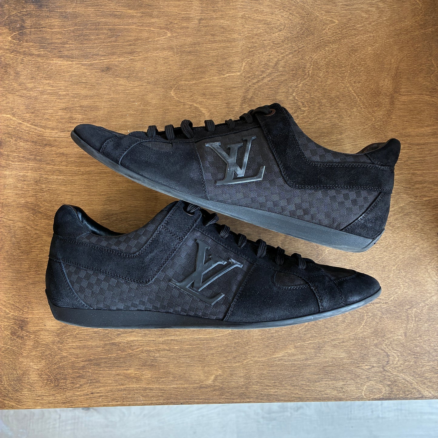 Louis Vuitton Trainer Black Size 8.5