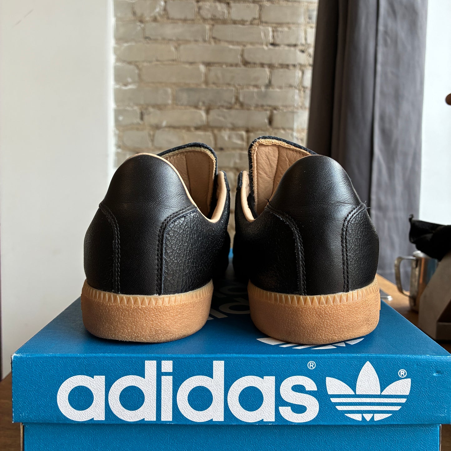 Adidas Army Lux Size 9