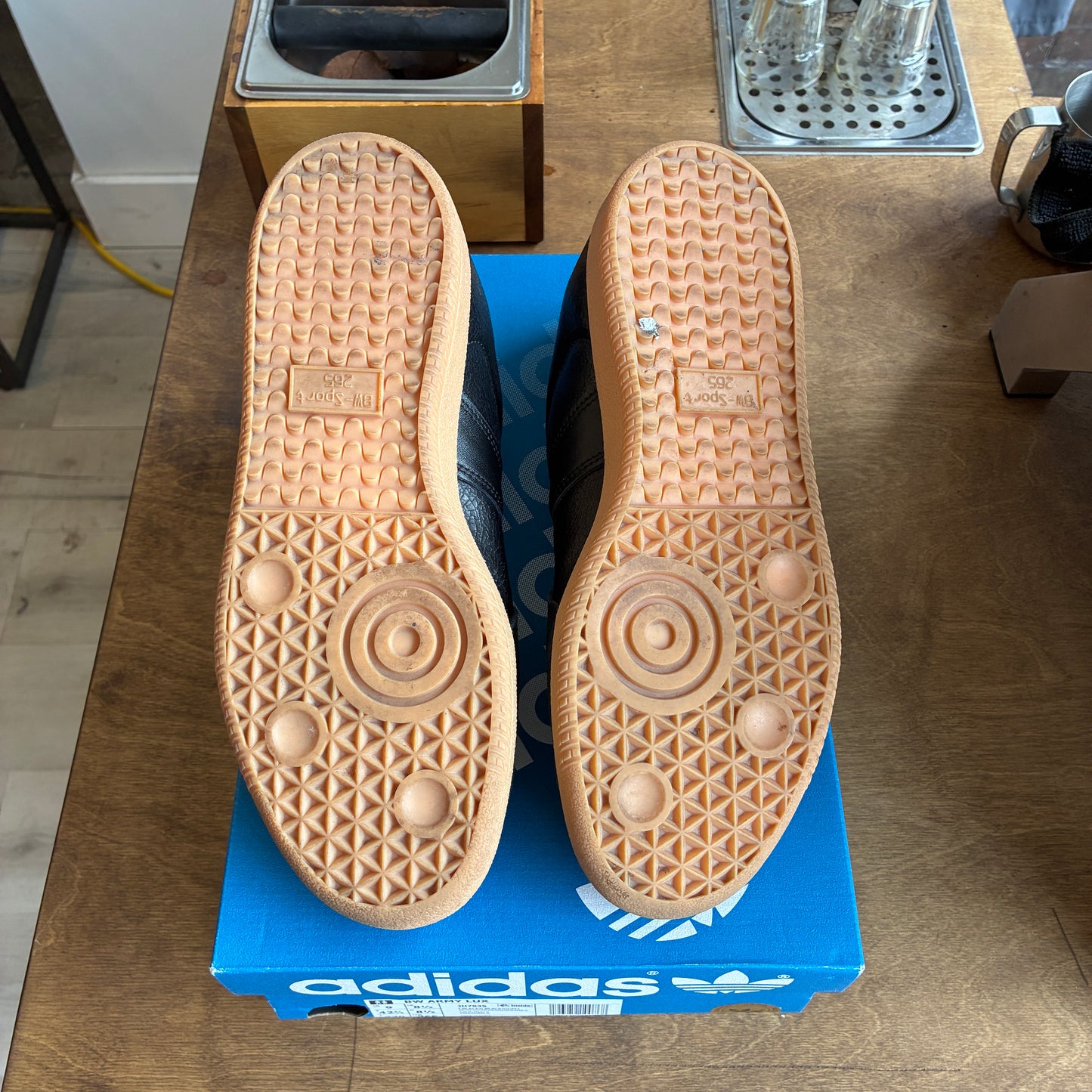 Adidas Army Lux Size 9