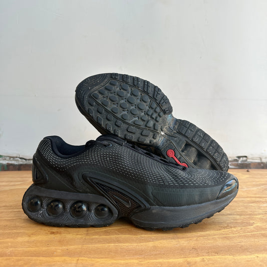 Nike Air Max DN "Black" Size 10