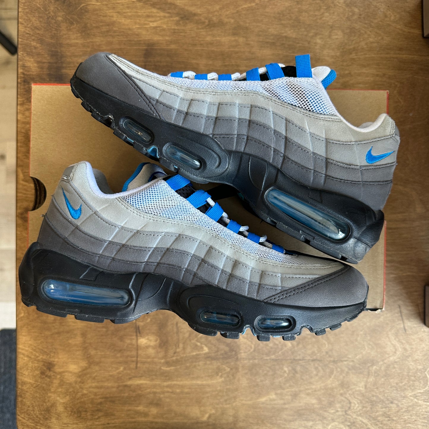 Air Max 95 "Crystal Blue" Size 8