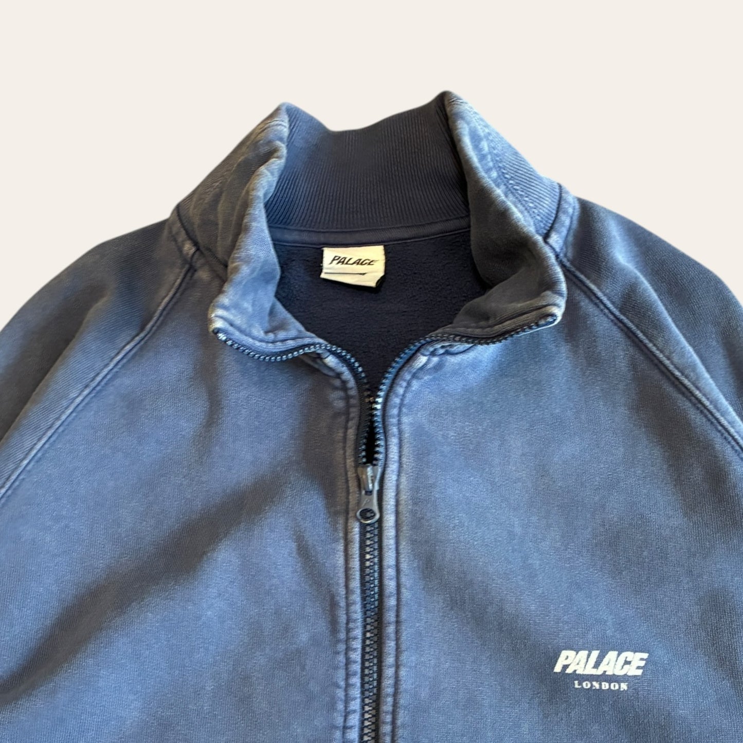Palace Pigment Zip Funnel Size XL