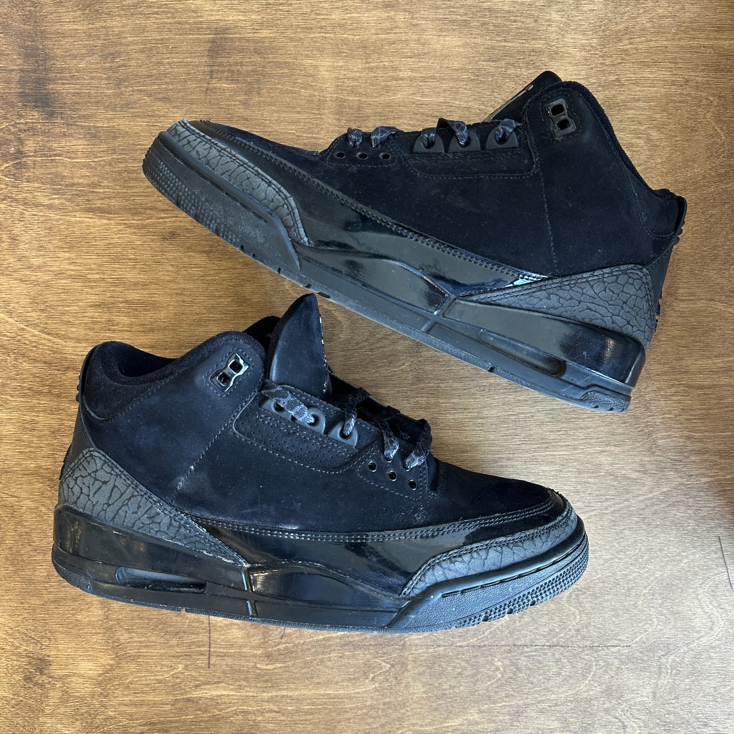 Air Jordan 3 "Black Cat" Size 9