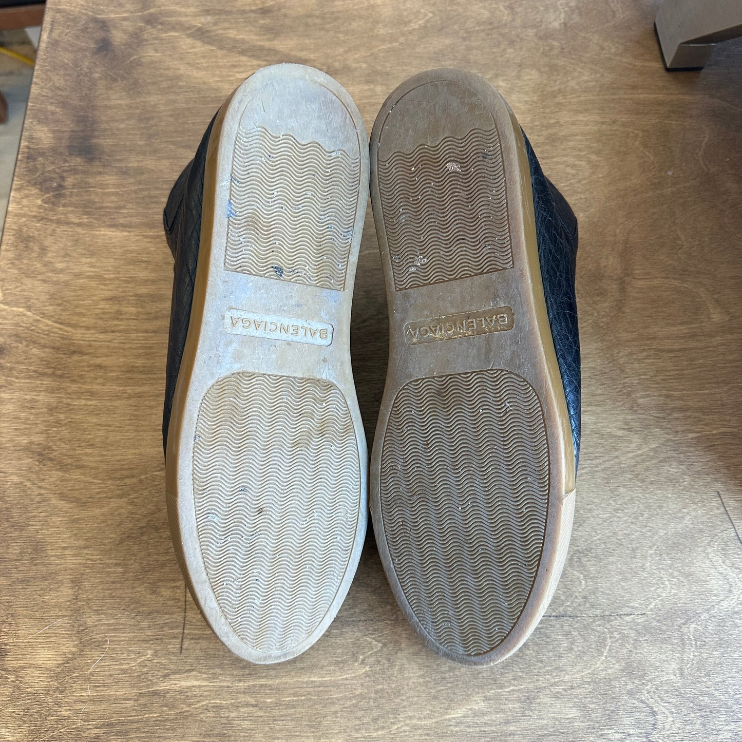 Balenciaga Arenas Size 43