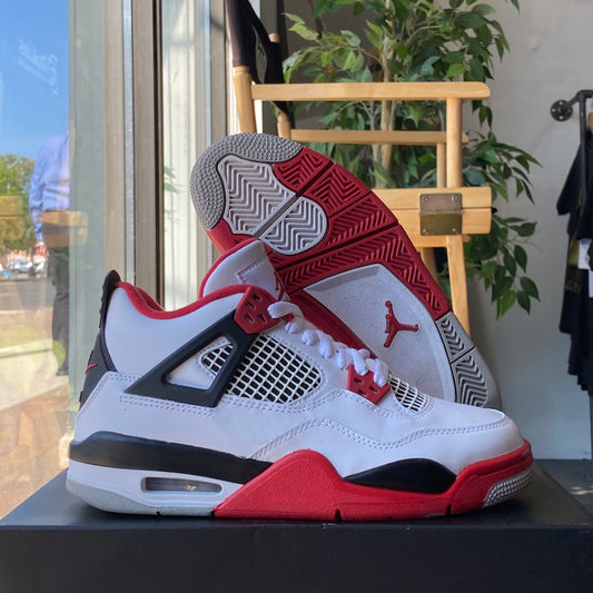 Air Jordan 4 'Fire Red' Size 5Y