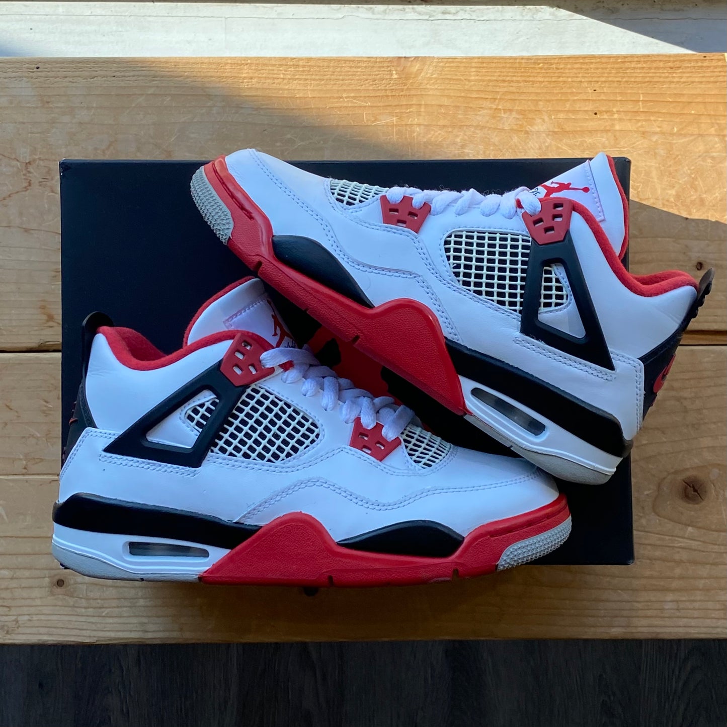 Air Jordan 4 'Fire Red' Size 5Y