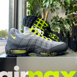 Brand New Nike Air Max 95 "Neon" Size 12