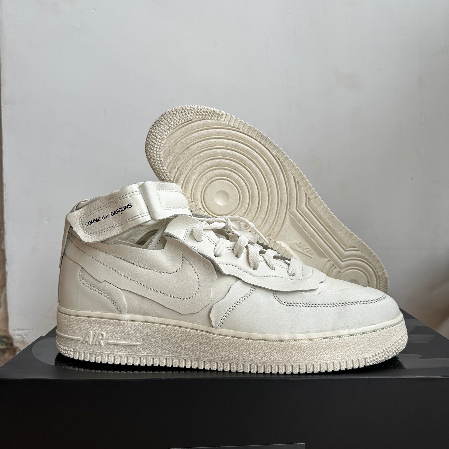 CDG X Nike Air Force 1 Mid "White" Size 11