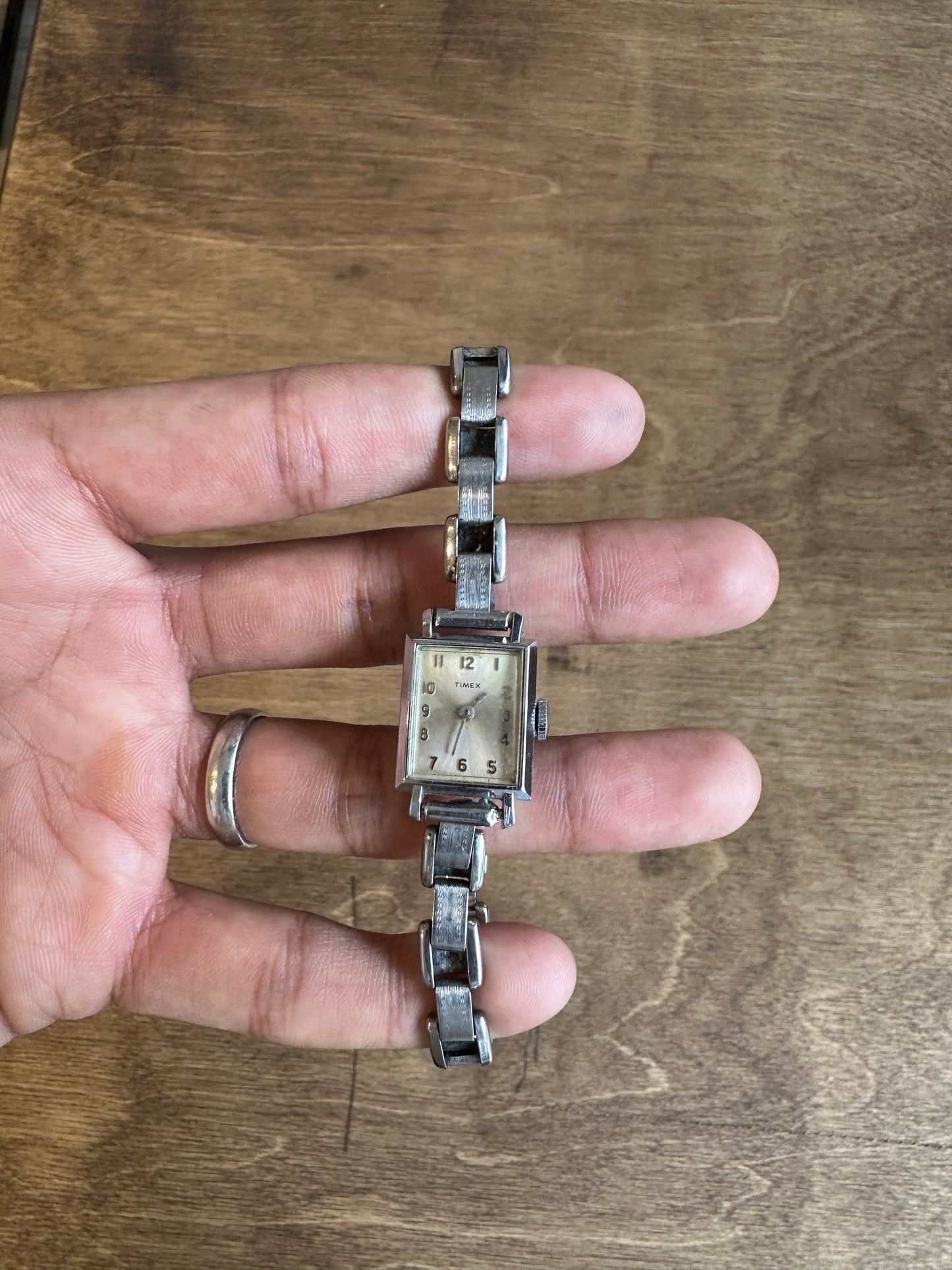 Vintage Ladies Timex Manual Wind Bracelet Watch