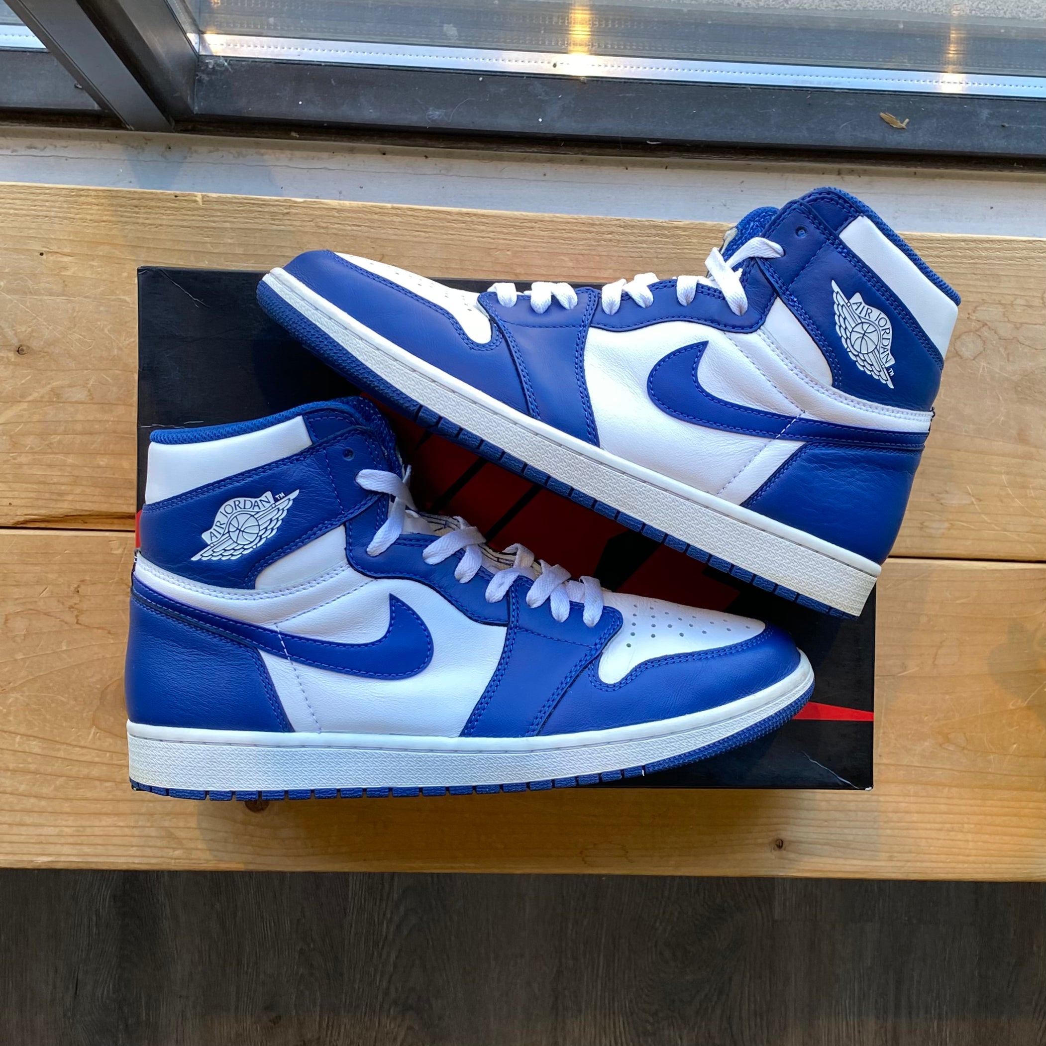 Air Jordan 1 'Storm Blue's" Size 11