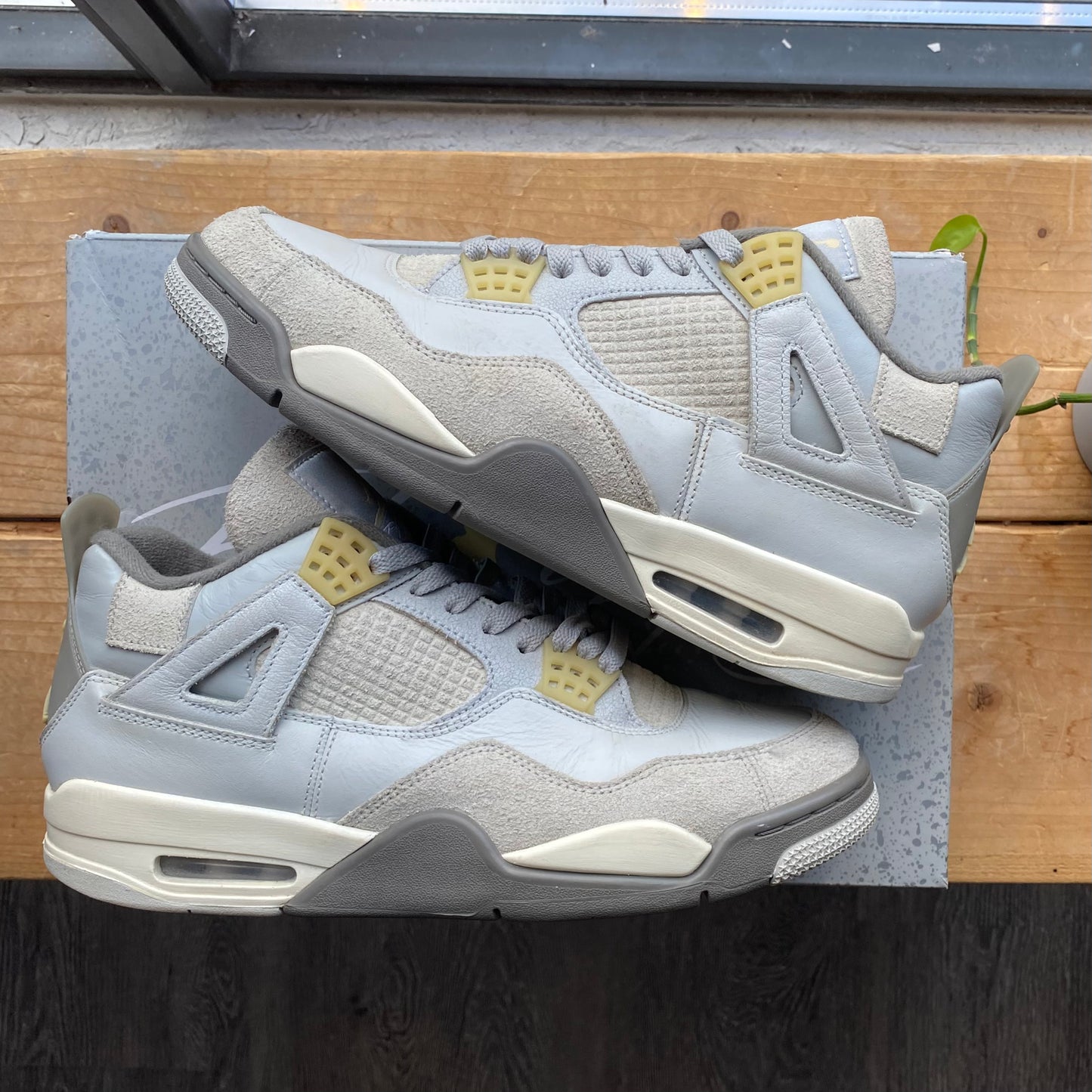 Jordan 4 'Craft Photon Dust' Size 10.5