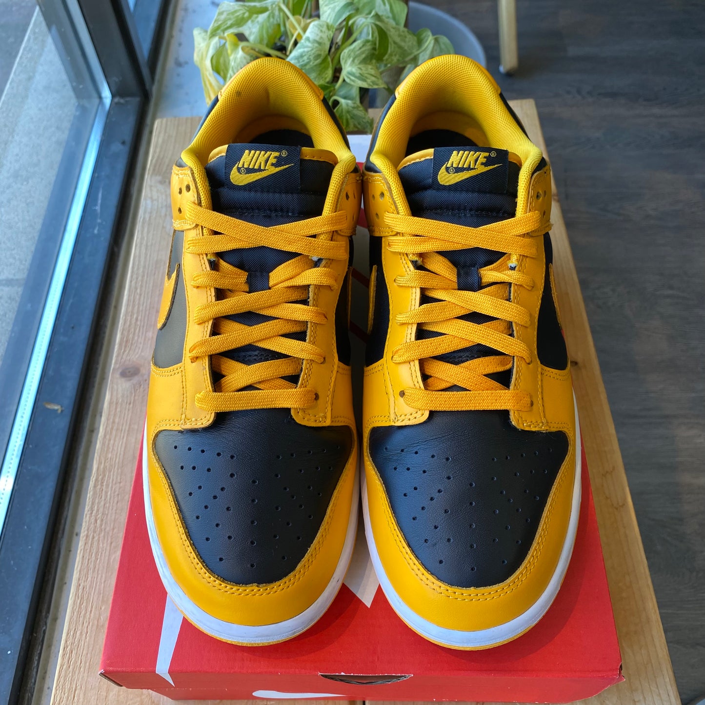 Nike Dunk Low 'Goldenrod' Size 10.5