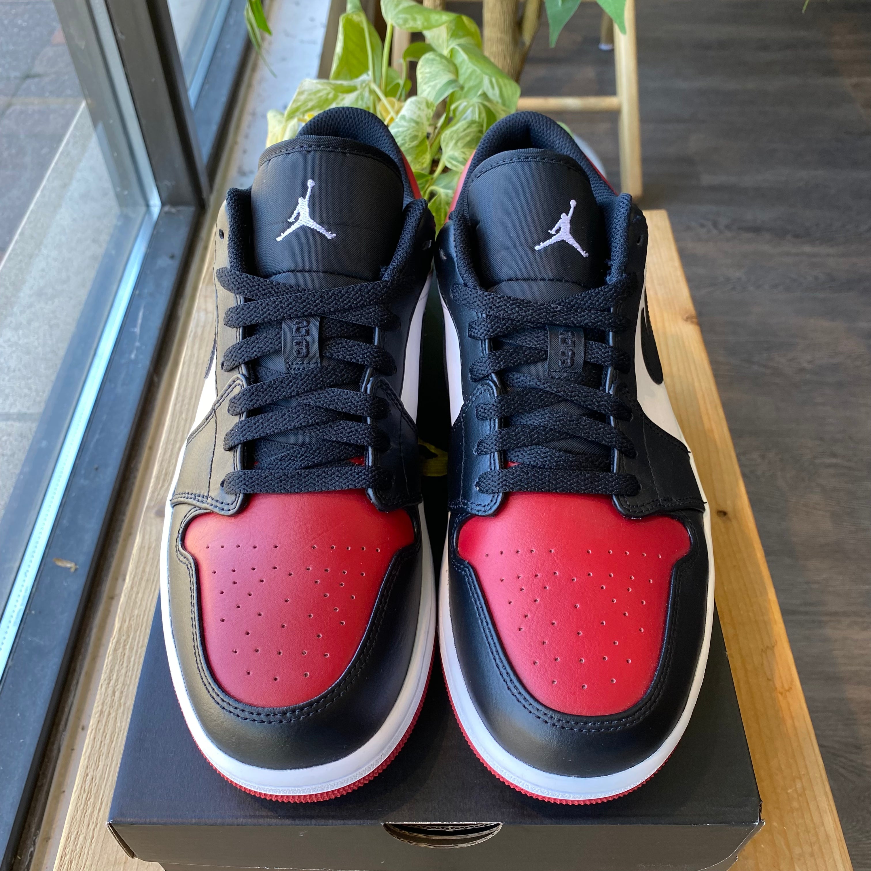 Air Jordan 1 Low 'Bred Toe' Size 10.5