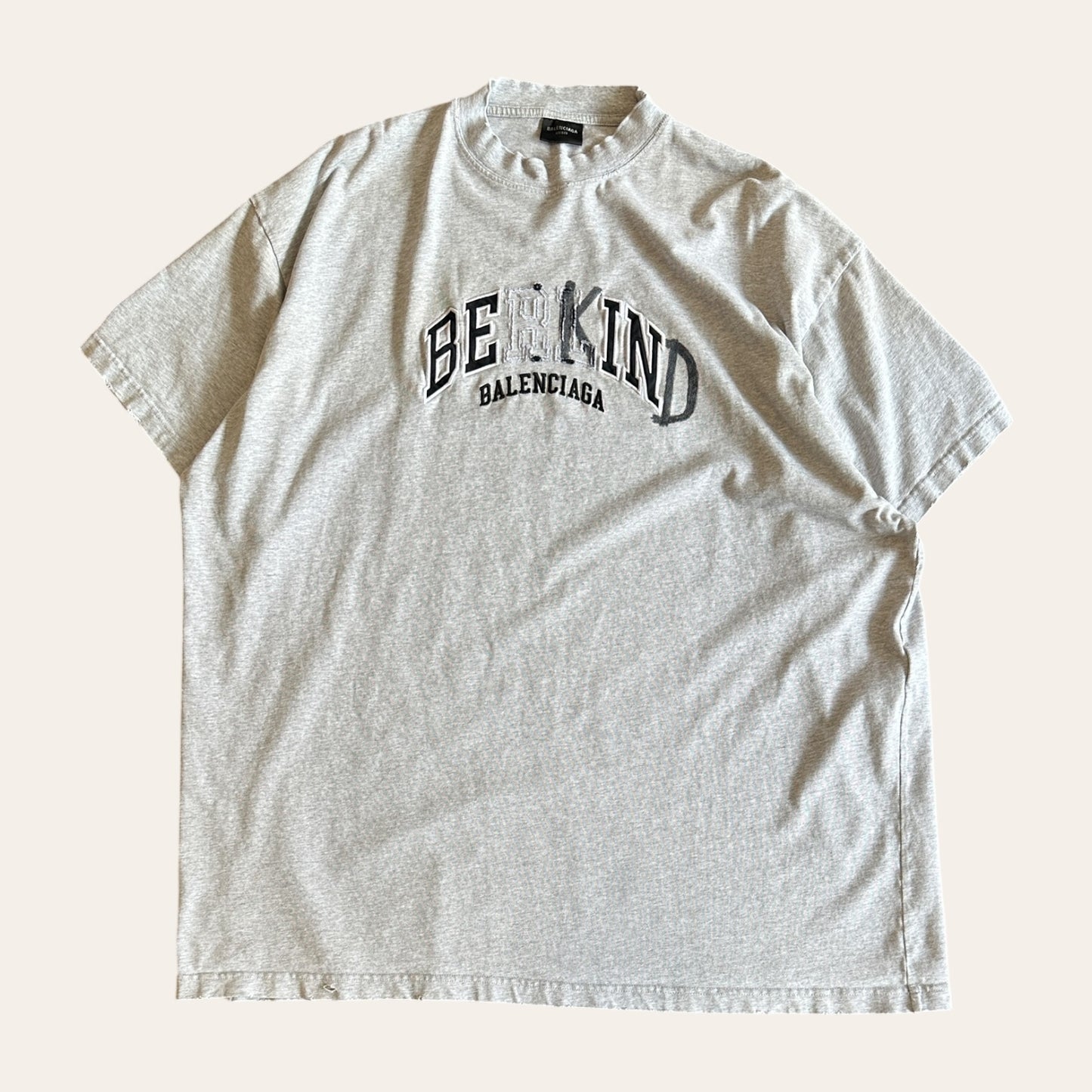 Balenciaga Be Kind Tee Size L