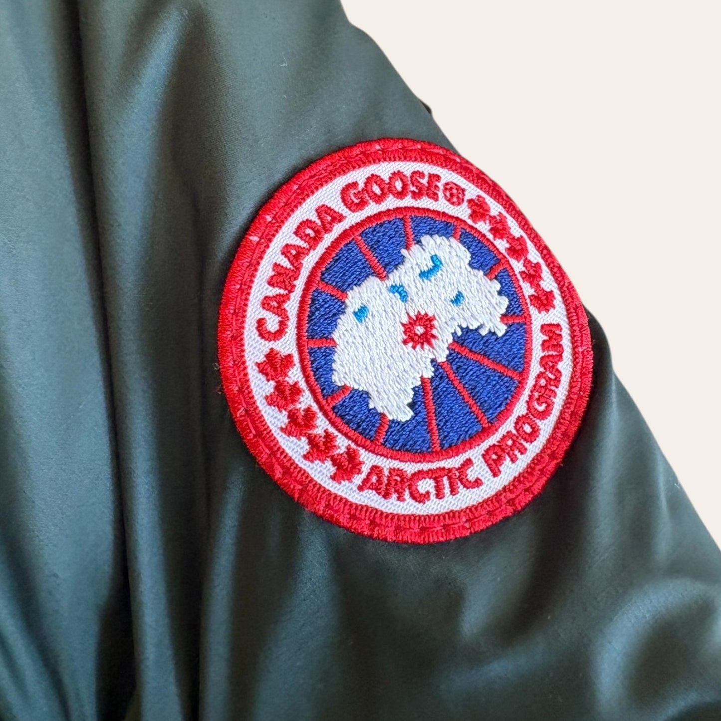 Canada Goose Zip Up 'Green' Size S
