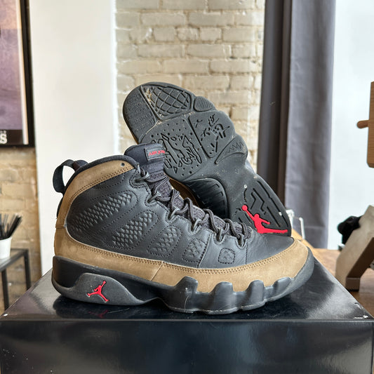 Air Jordan 9 "Olive" Size 9.5