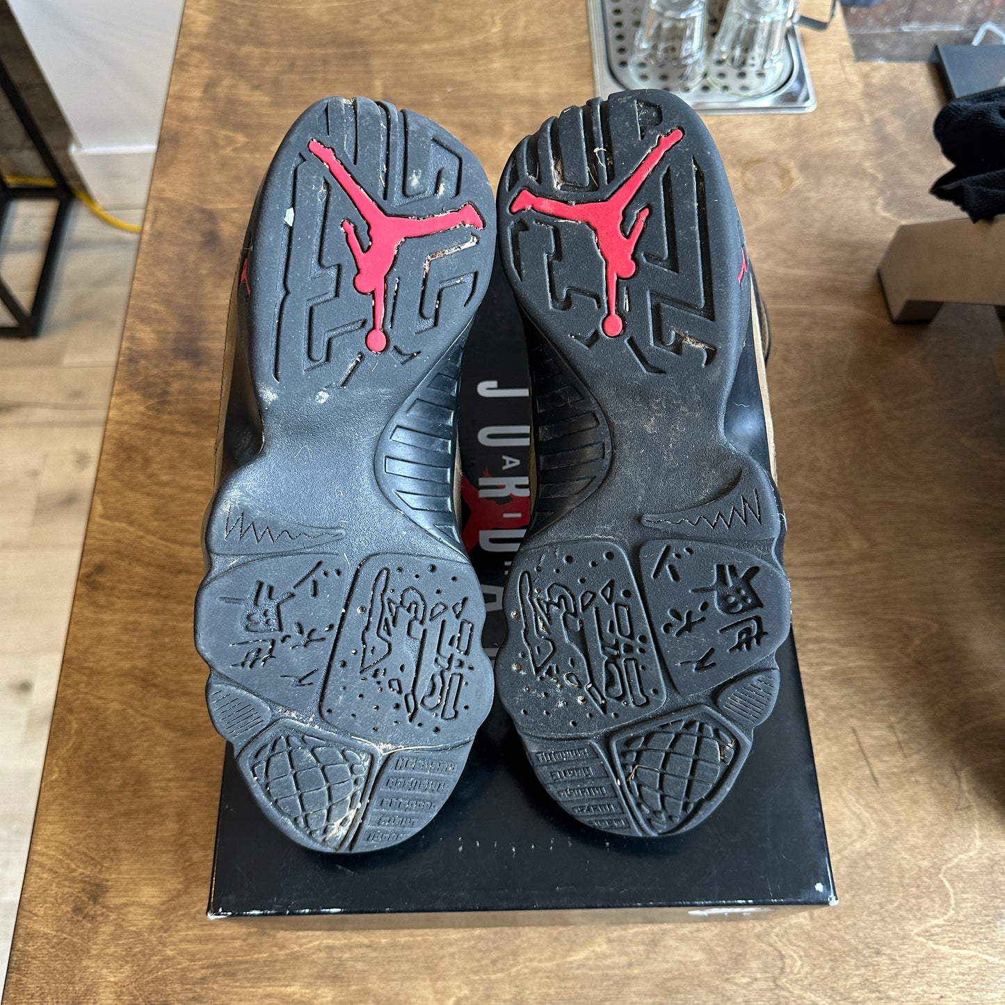 Air Jordan 9 "Olive" Size 9.5