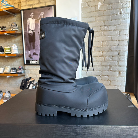 Balenciaga Alaska Ski Boot Size 10.5