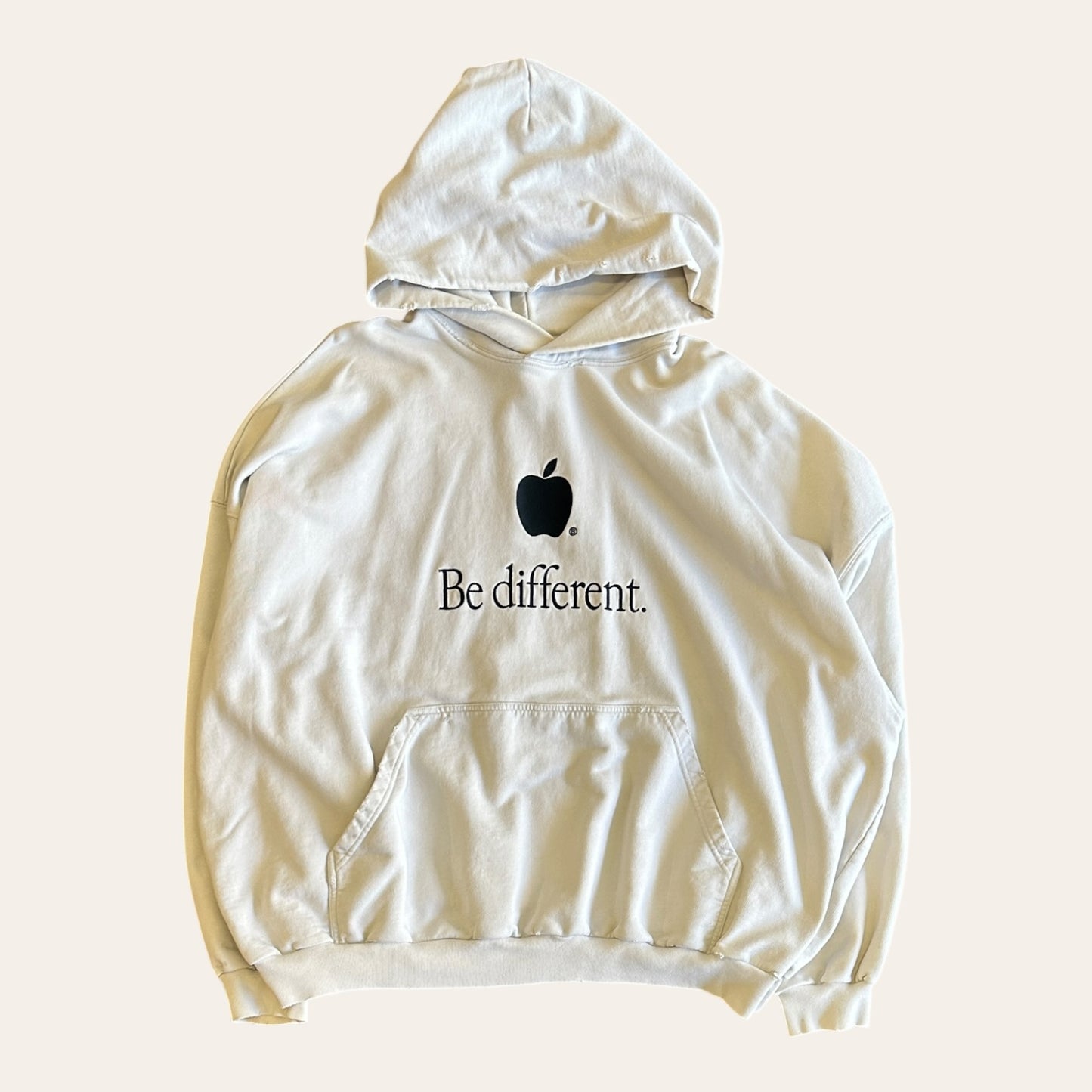 Balenciaga Apple Be Different Hoodie White Size 3