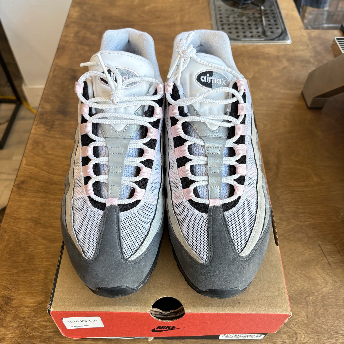 Nike Air Max 95 "Pink Foam" Size 10.5
