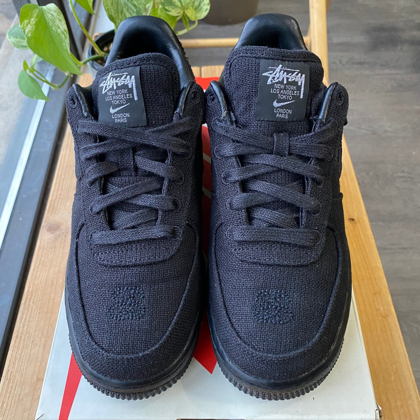 Nike x Stussy Air Force 1 Black Size 6