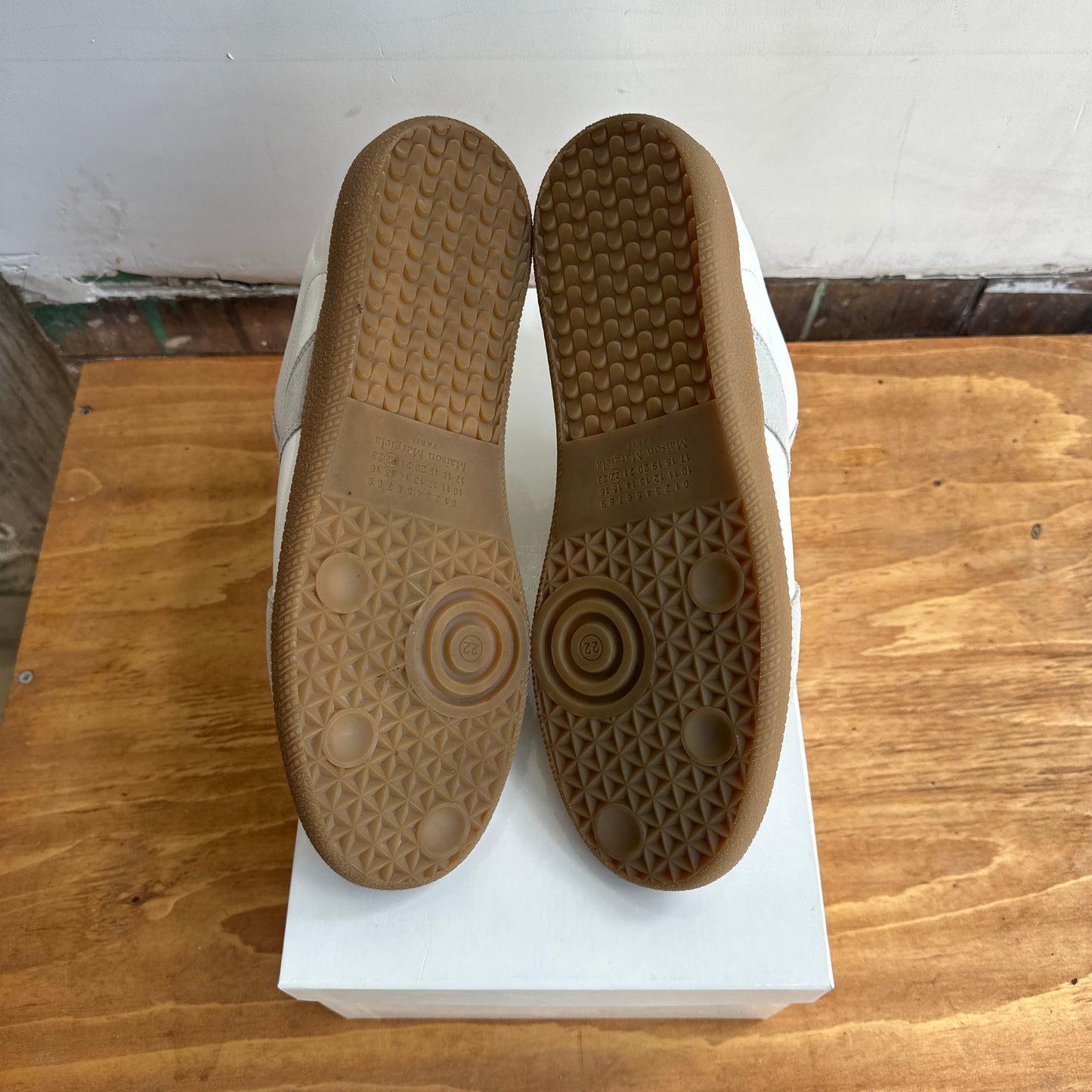 Maison Margiela Replica GAT Size 43