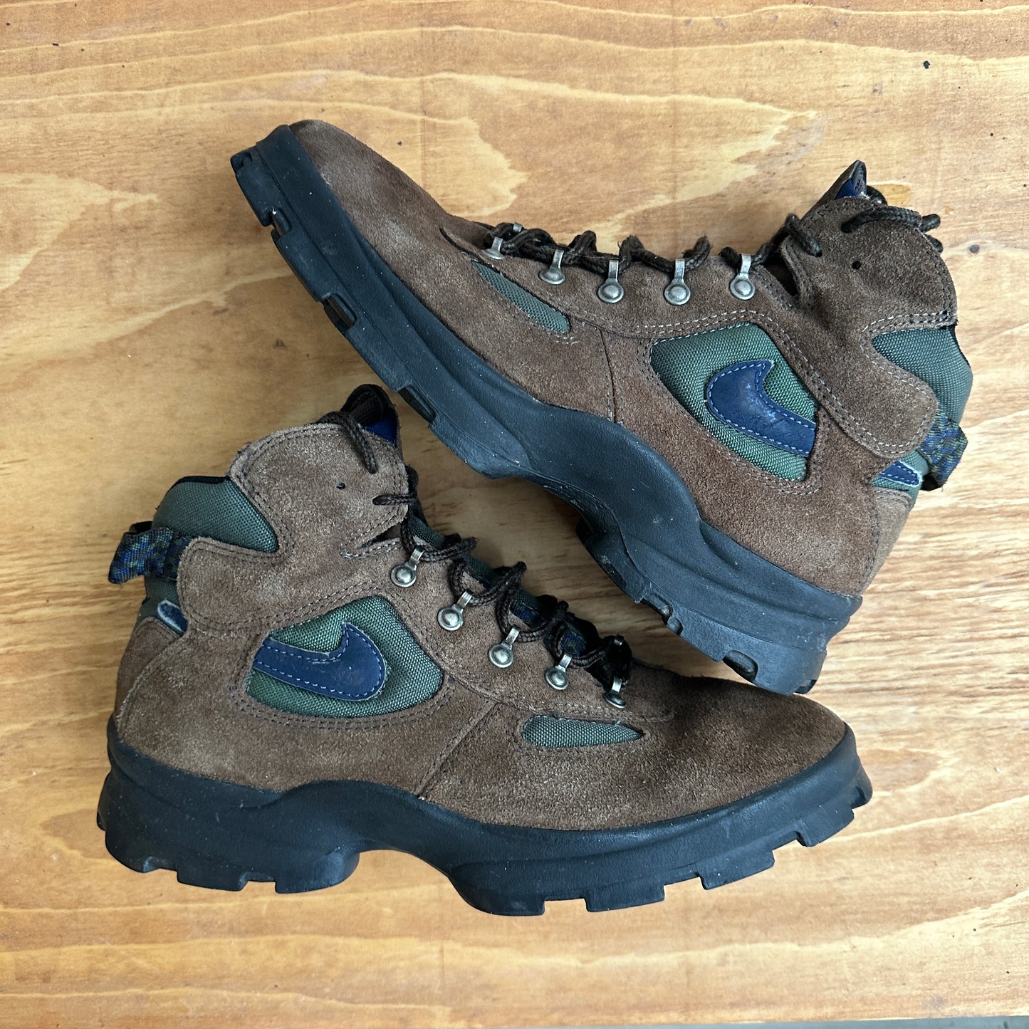 90's Nike ACG Hiking Boots Size 10