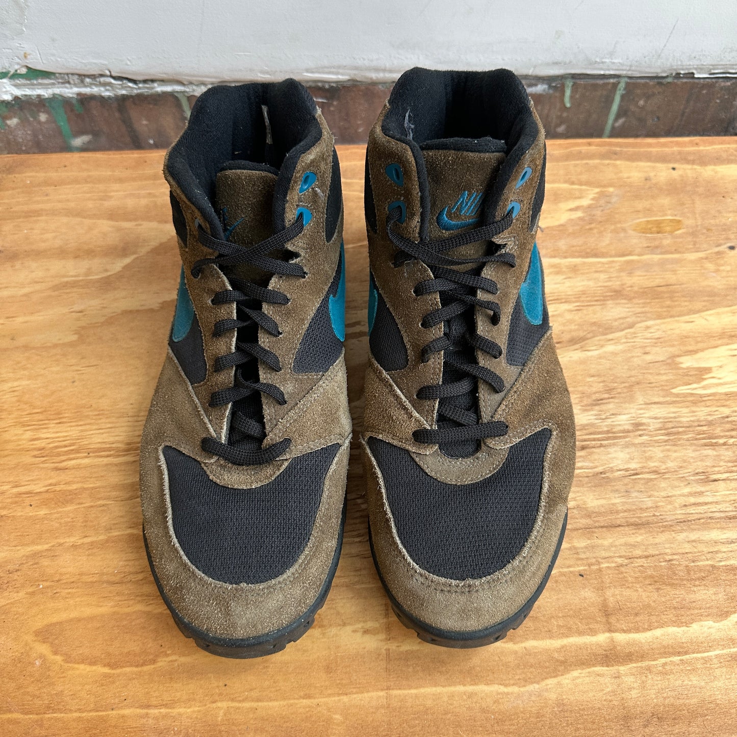 93' Nike Caldera II Boots 'Dark Ocean' Size 10