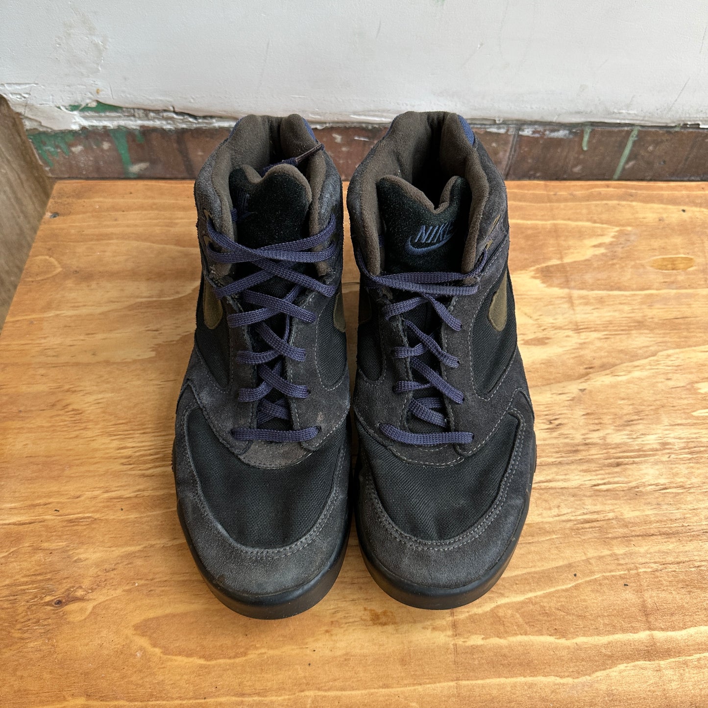 93' Nike Caldera Boots 'Navy' Size 10