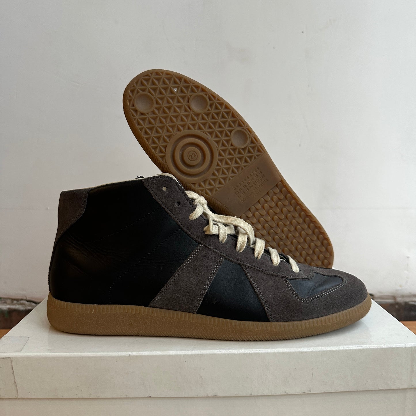 Maison Margelia GAT High 'Black/Grey' Size 43