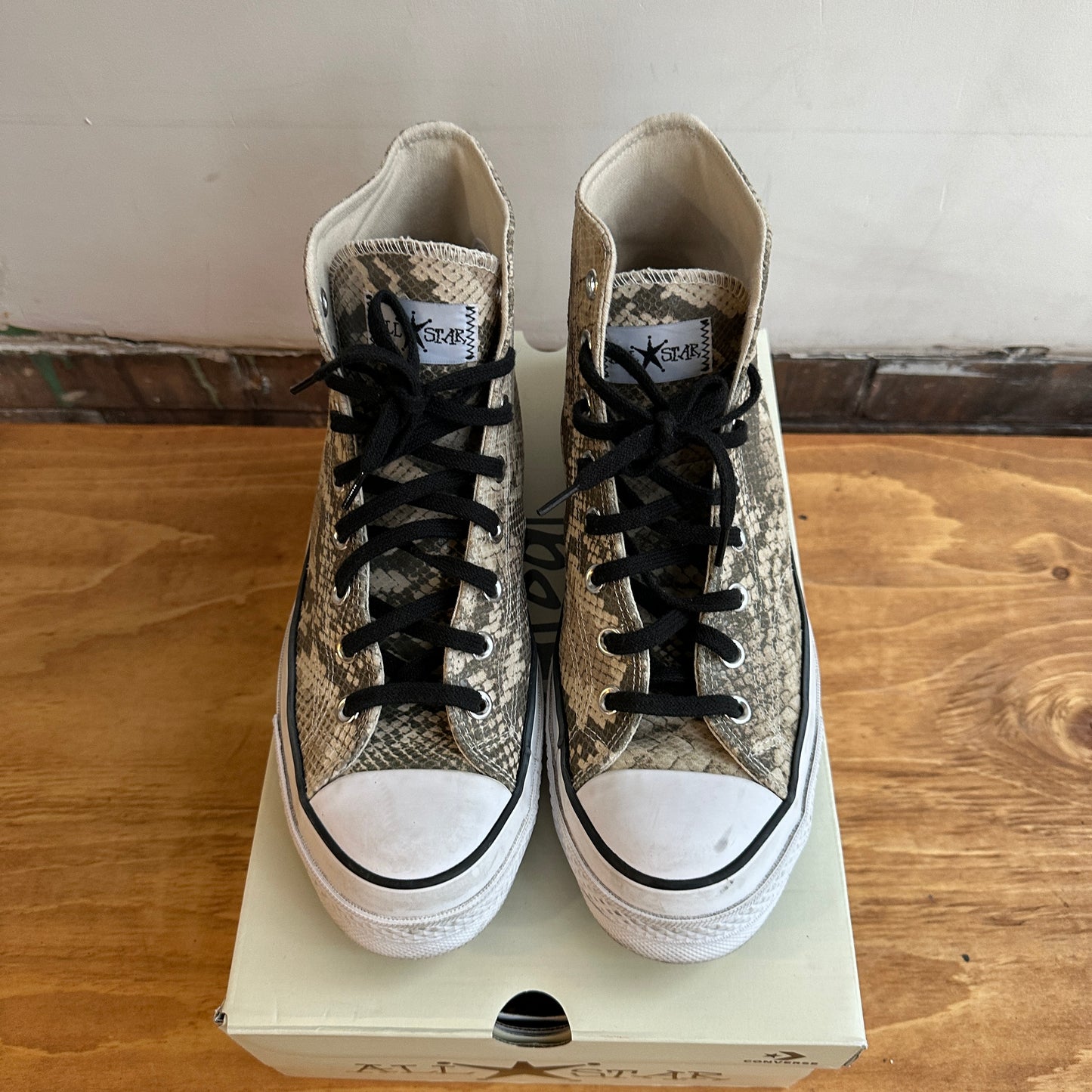 Converse x Stussy Snakeskin Size 10.5