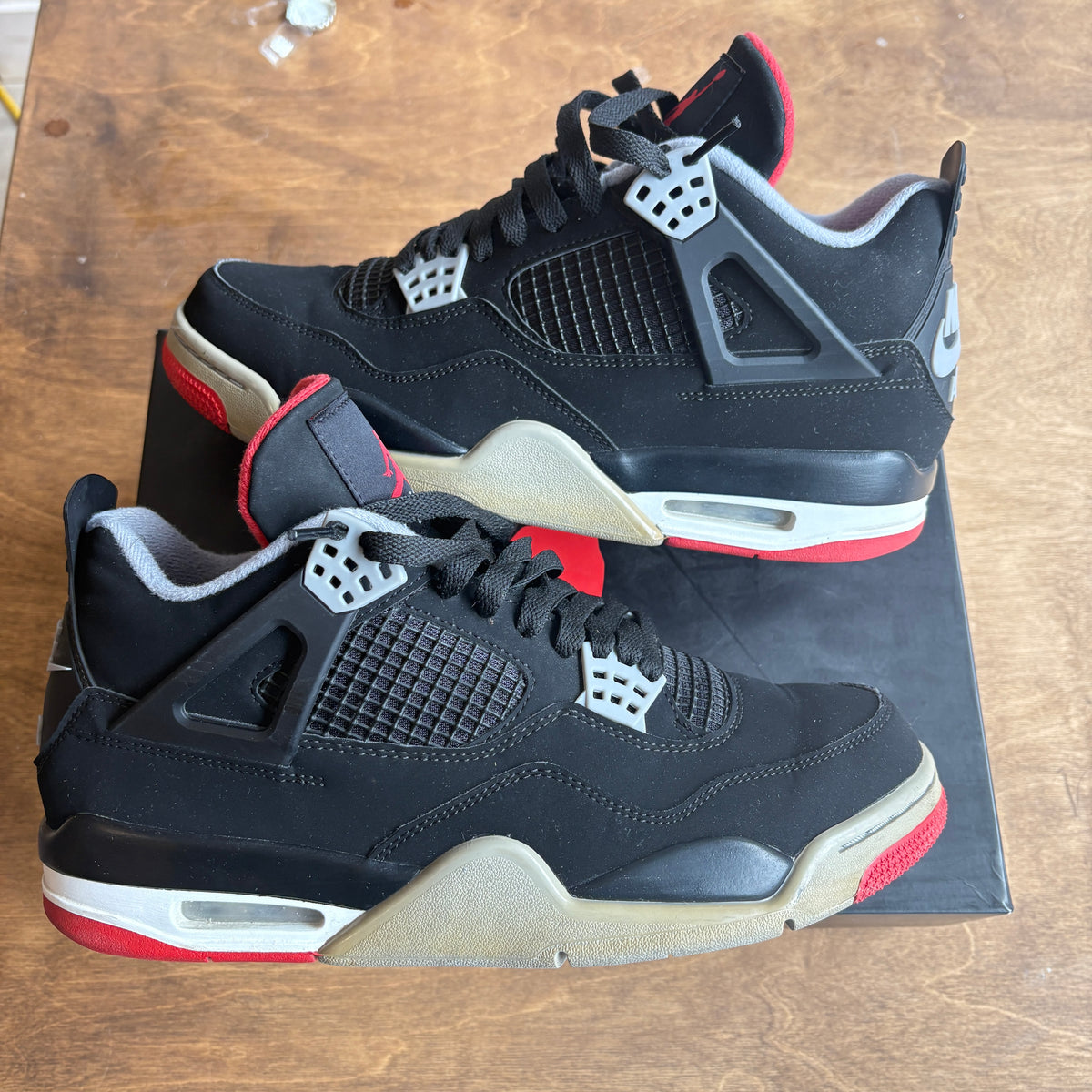 Air Jordan 4 Retro Bred Size 9.5