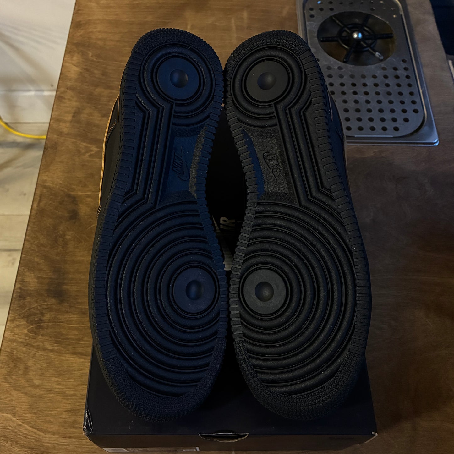 Brand New Nike Air Force 1 LV8 "Desert Ochre" Size 10.5