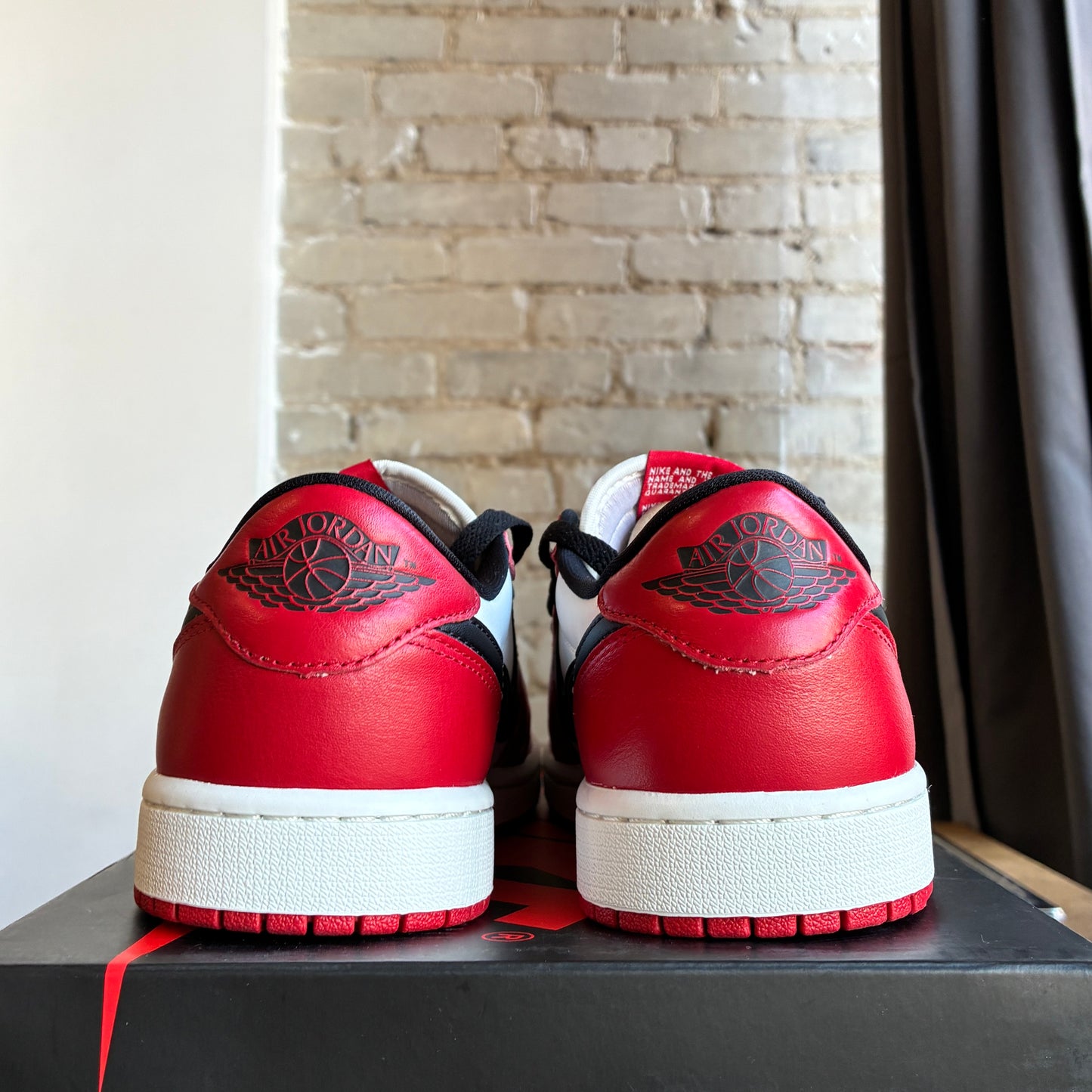 Brand New Jordan 1 Low "Chicago" Size 9
