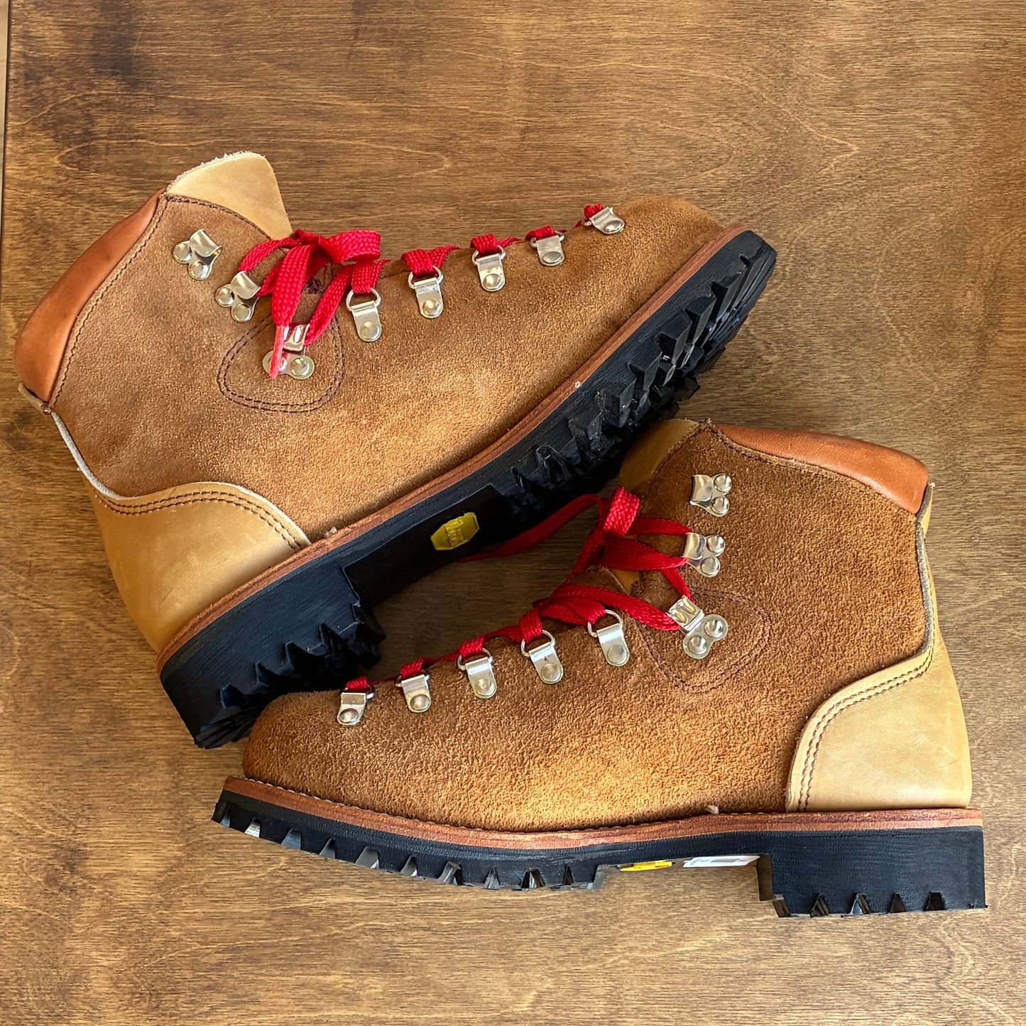 Vintage Dunham Suede Boots Size 8.5