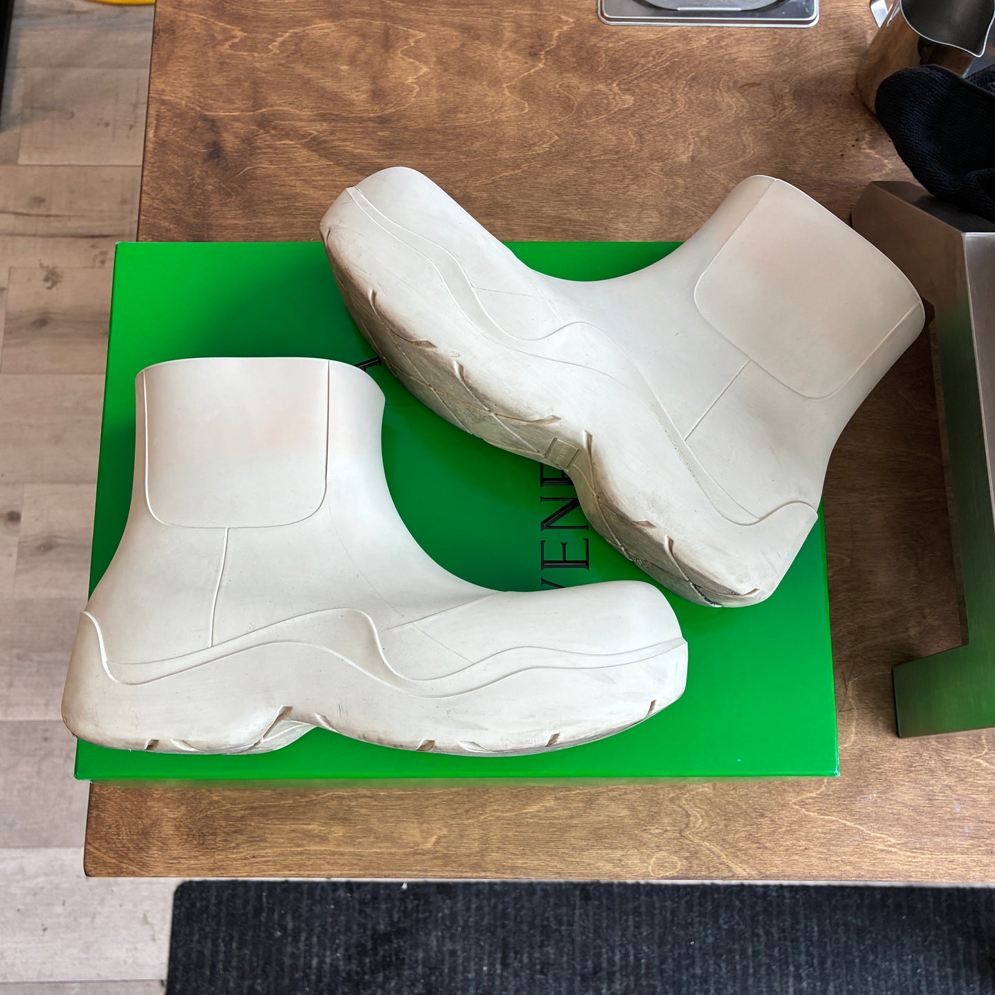 Bottega Veneta Puddle Boot White Size 45