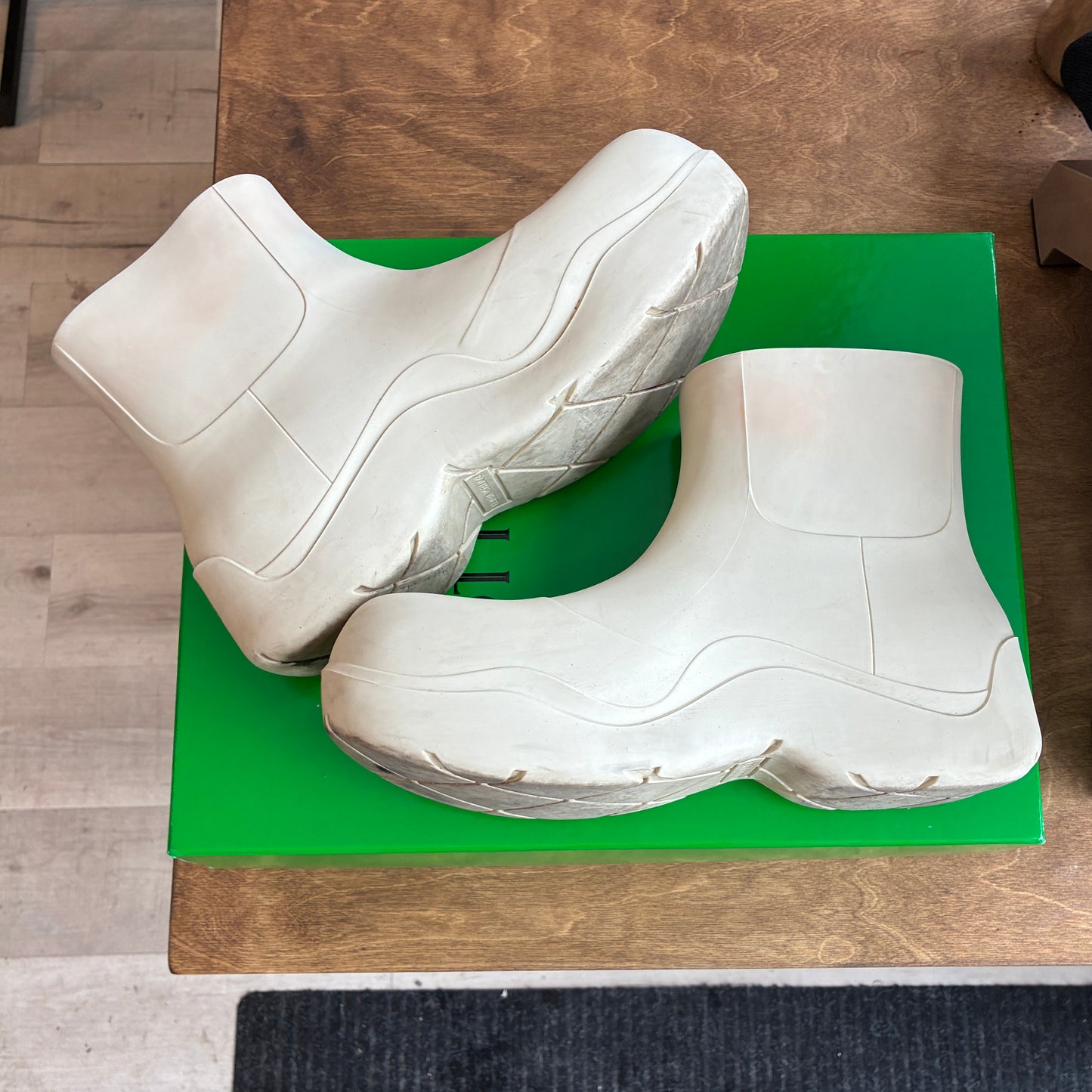 Bottega Veneta Puddle Boot White Size 45
